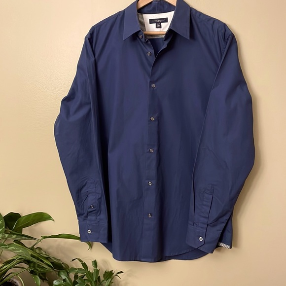 Banana Republic Men’s Size L Navy Button Down - Picture 1 of 4